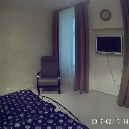 Lucas - Self Check-in Μπρατισλάβα